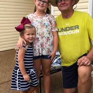 Meet your Posher, Larry